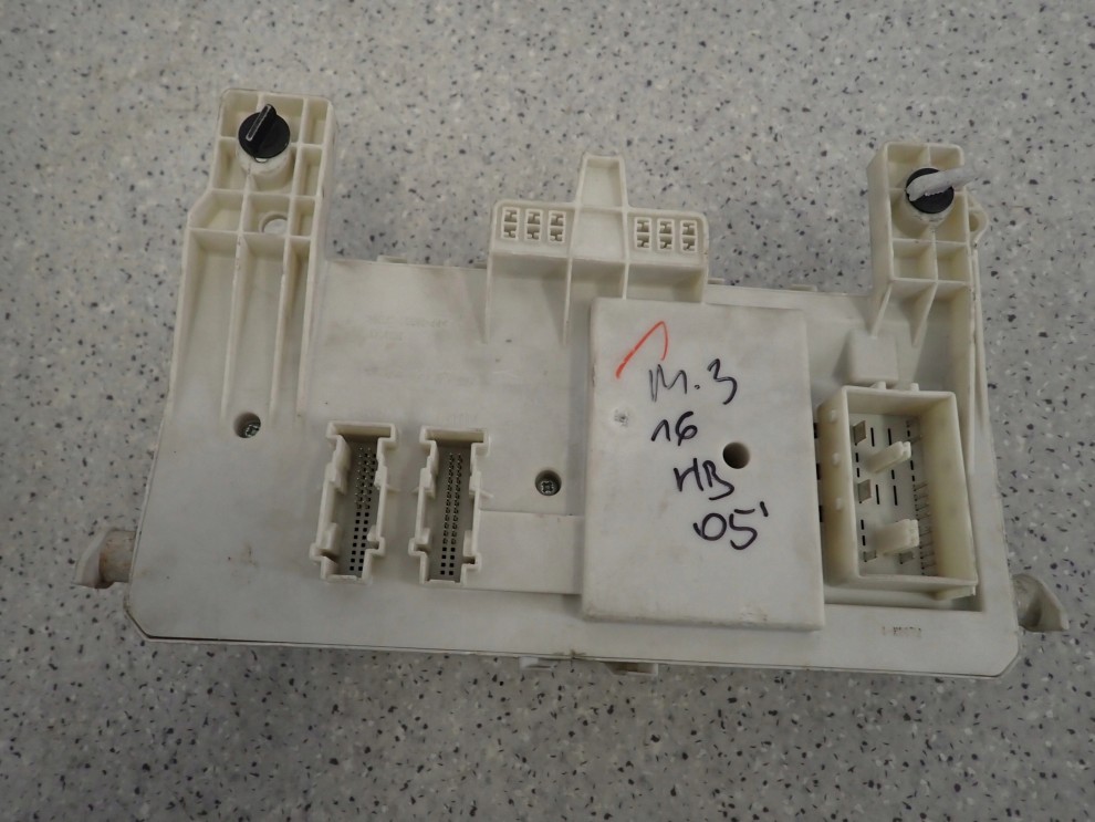 MAZDA3 MAZDA 3 BK 03-08 PUSZKA ELEKTRYCZNA MODUŁ KOMFORTU 4/6