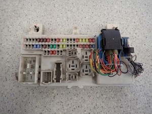 MAZDA3 MAZDA 3 BK 03-08 PUSZKA ELEKTRYCZNA MODUŁ KOMFORTU