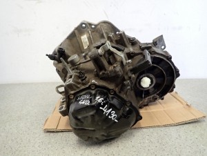 SUZUKI SX4 06- SKRZYNIA BIEGÓW 4WD 1.6 BENZYNA 8/10 MINIATURA