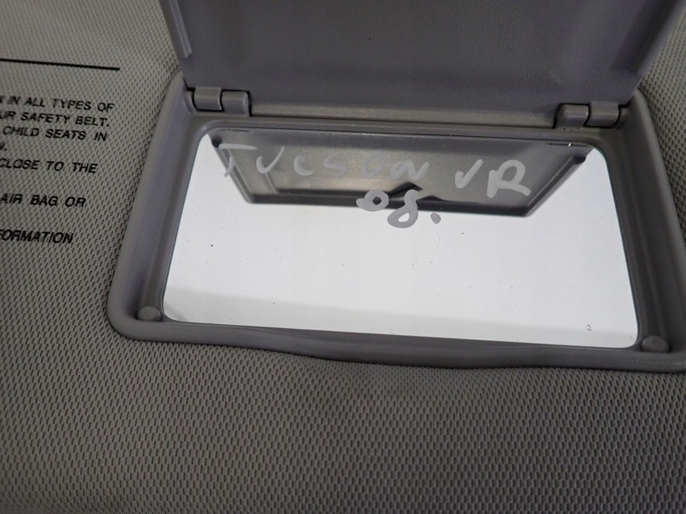 HYUNDAI TUCSON 04- DASZEK PRZECIWSŁONECZNY PRAWY 2/8