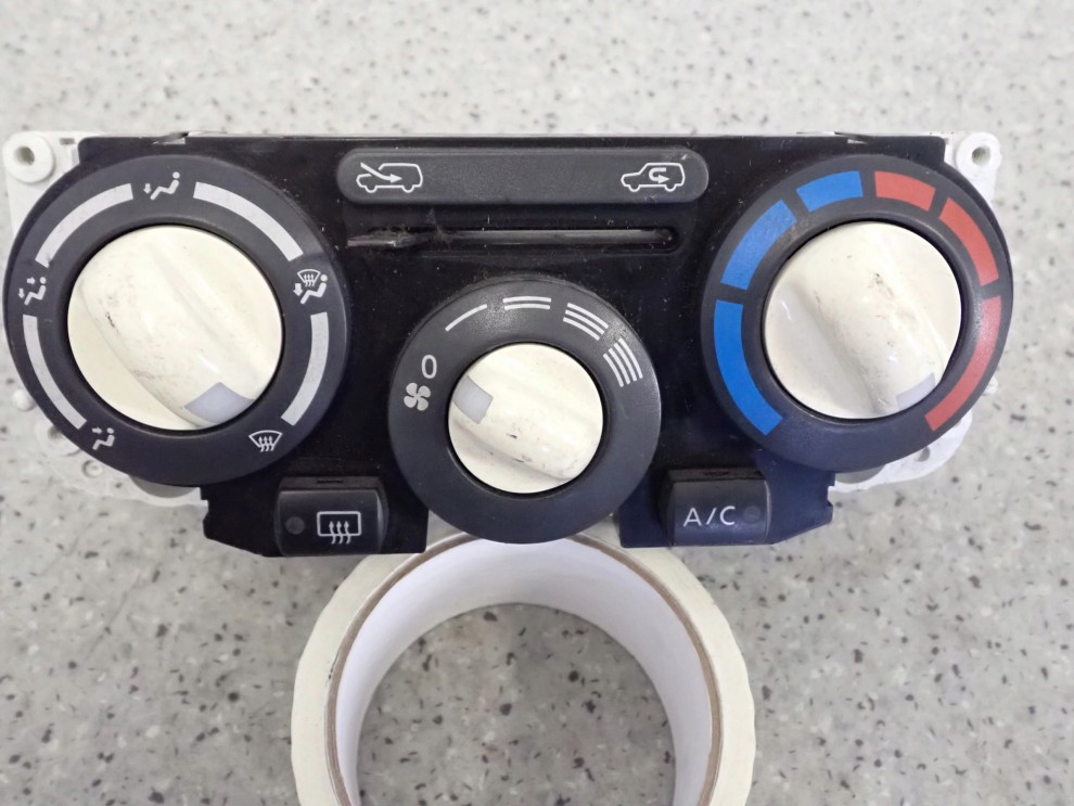 NISSAN MICRA K12 02-05 PANEL STEROWANIA NAWIEWEM 3/9