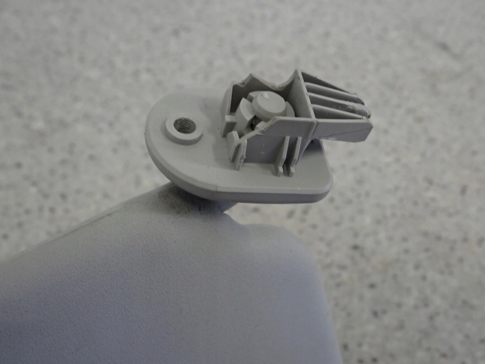 SUZUKI SPLASH 08-14 DASZEK PRZECIWSŁONECZNY PRAWY 6/7