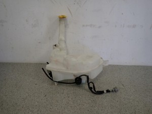 MAZDA 3 BK MAZDA 5 CR 03- ZBIORNICZEK PŁYNU DO SPRYSKIWACZY POMPKI