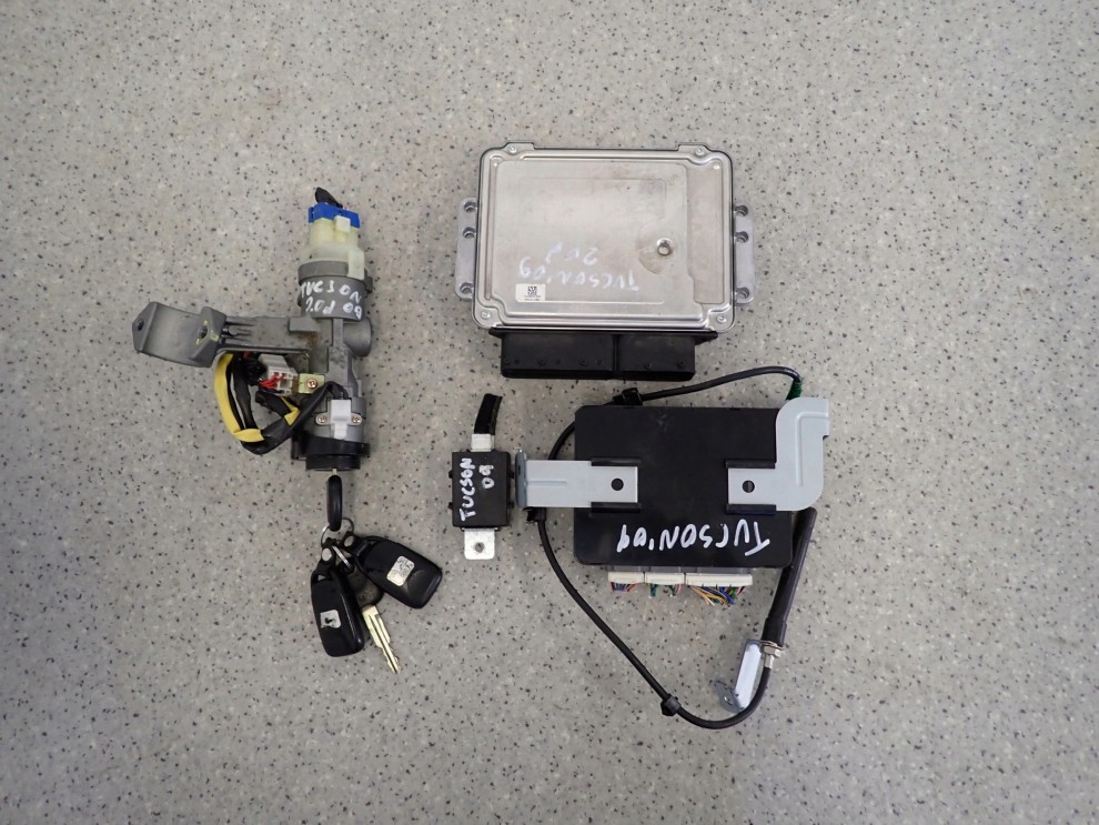 HYUNDAI TUCSON 2.0 CRDI 04-10 ZESTAW STARTOWY STACYJKA KOMPUTER 7/8