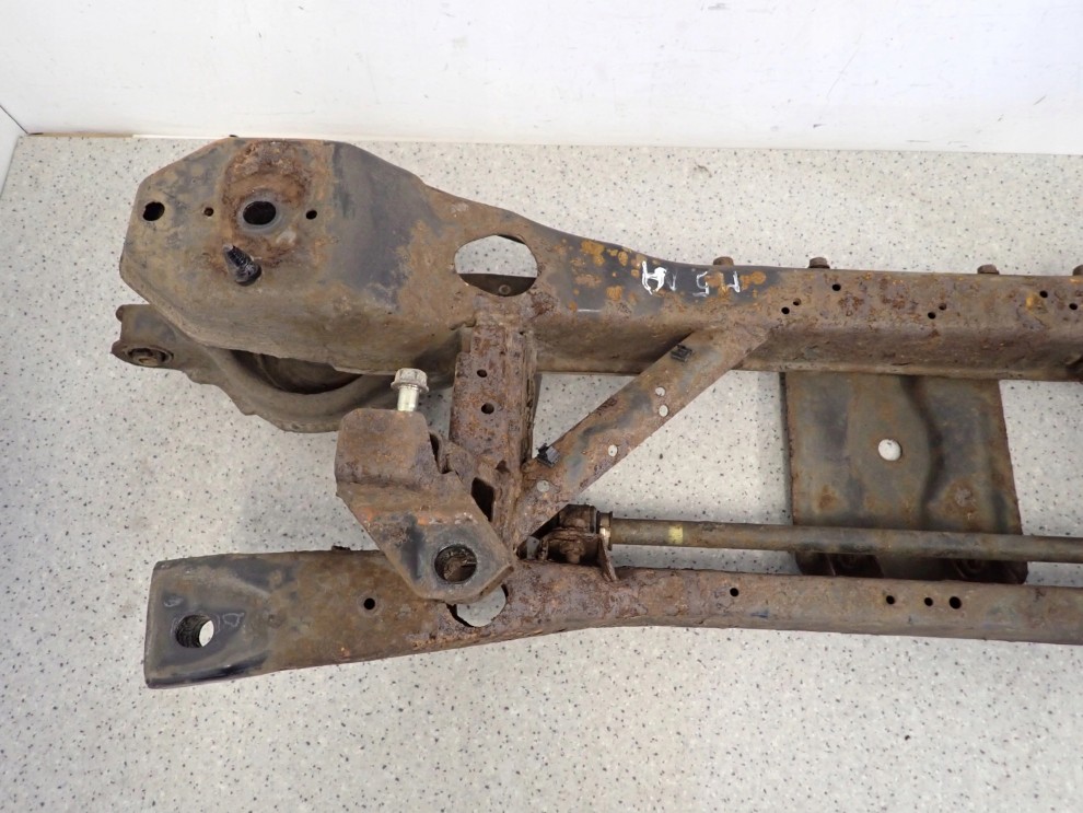 MAZDA 5 CR 2005 - 2010 BELKA ZAWIESZENIA TYŁ 3/9