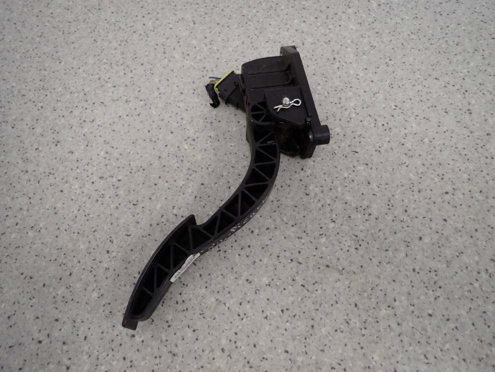 KIA PICANTO 04-11 PEDAŁ GAZU POTENCJOMETR CRDI 1/5