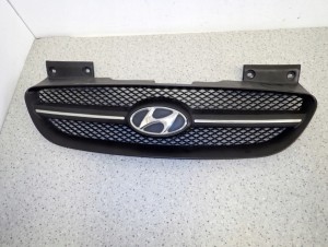 HYUNDAI GETZ 06- ATRAPA CHŁODNICY KRATA WLOTU 3E, EB, NIELAKIEROWANA 11/12 MINIATURA