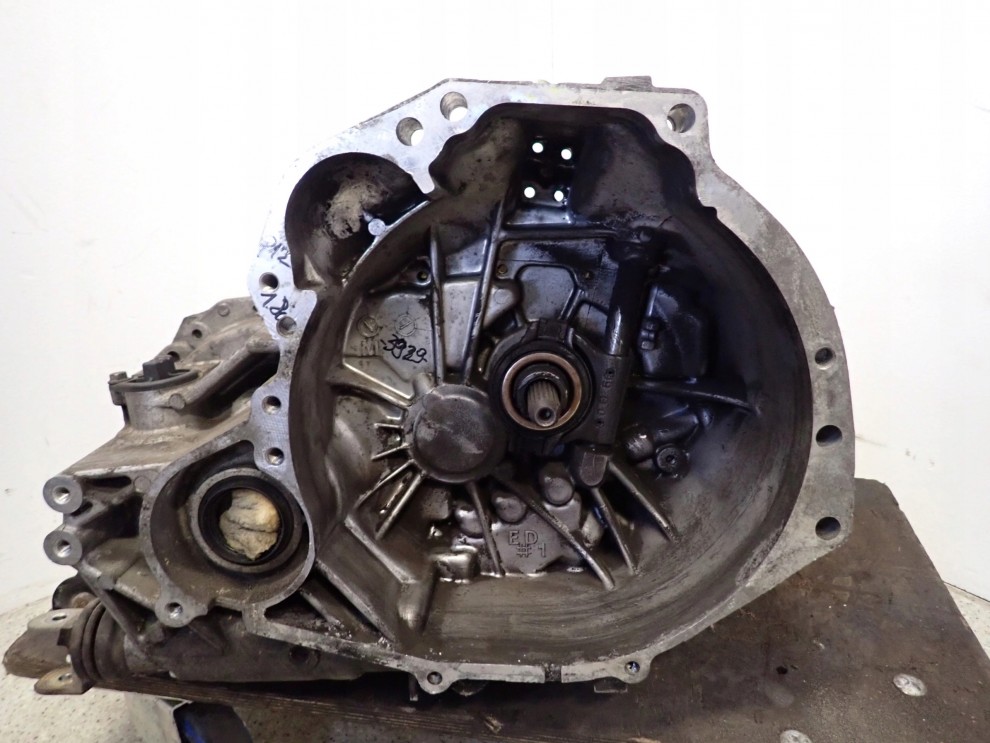 NISSAN PRIMERA P12 02- 1.8i SKRZYNIA BIEGÓW MANUALNA 2/8