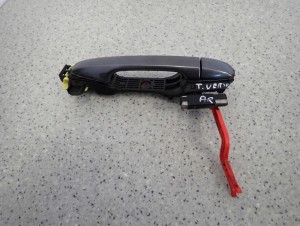 TOYOTA VERSO 09-13 KLAMKA DRZWI TYLNA PRAWA 1G3 6/7 MINIATURA