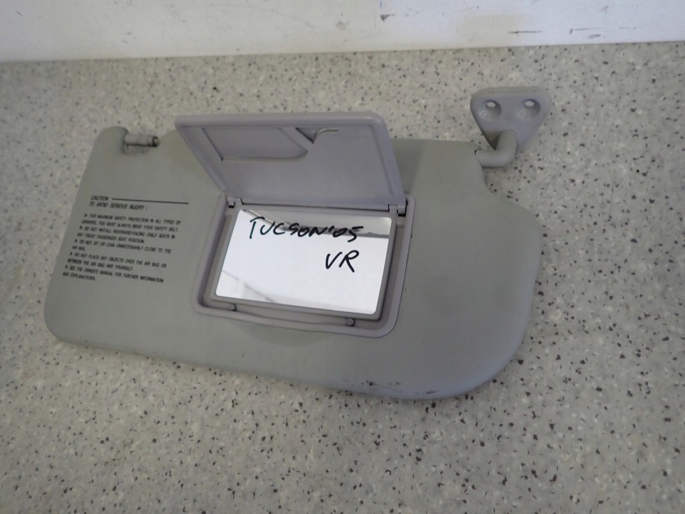 HYUNDAI TUCSON 04- DASZEK PRZECIWSŁONECZNY PRAWY 3/7