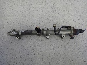 HYUNDAI TUCSON KIA SPORTAGE II 2.0 CRDI 113KM 04- LISTWA WTRYSKOWA