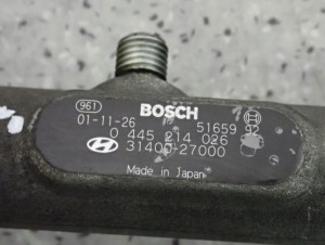 HYUNDAI TUCSON KIA SPORTAGE II 2.0 CRDI 113KM 04- LISTWA WTRYSKOWA 3/6 MINIATURA