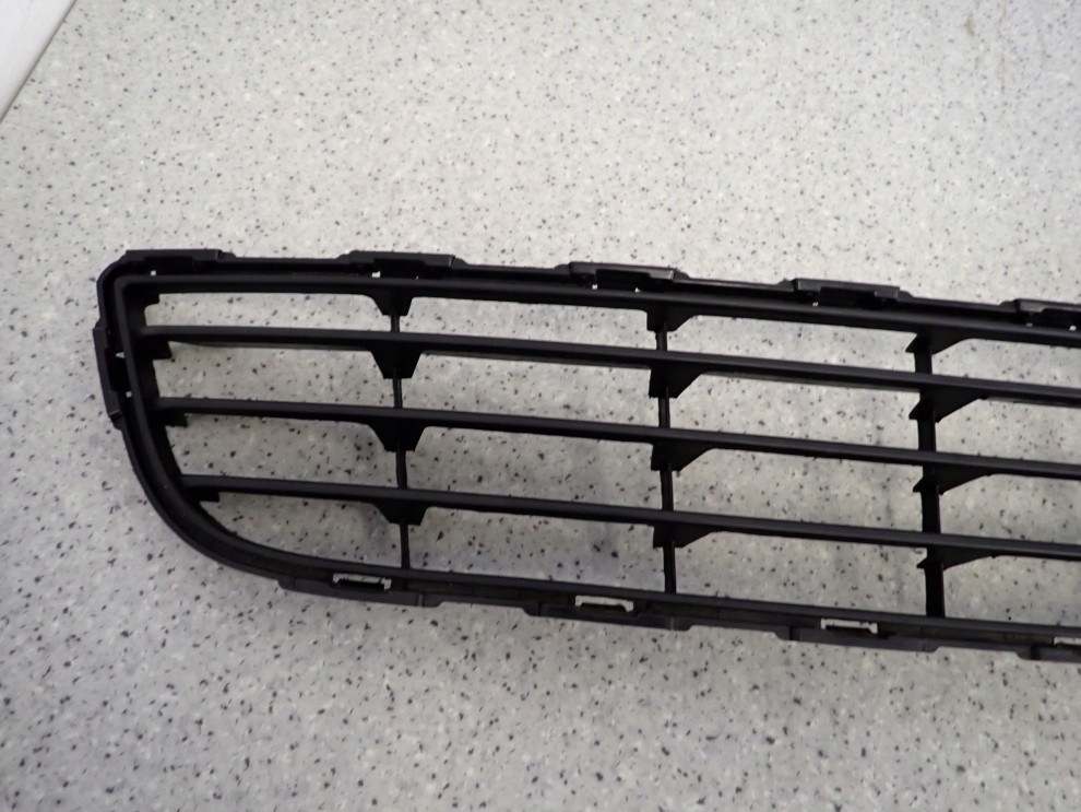 SUZUKI SWIFT IV MK7 10-13 KRATKA DOLNA ZDERZAKA 2/7