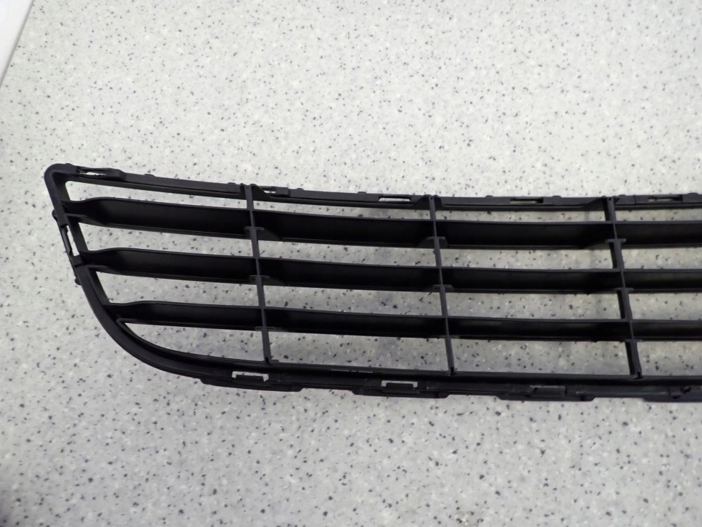 SUZUKI SWIFT IV MK7 10-13 KRATKA DOLNA ZDERZAKA 6/7