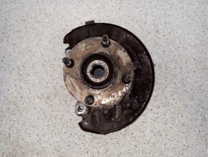 MITSUBISHI COLT 04- ZWROTNICA PRZEDNIA LEWA