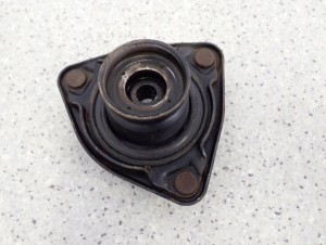 KIA CEED 06-12 MOCOWANIE GÓRNE AMORTYZATORA CZAPKA MCPHERSONA PRZÓD 7/11 MINIATURA