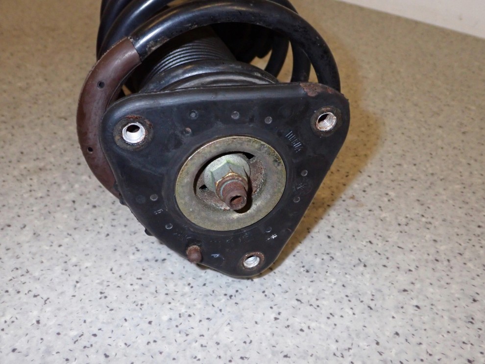 MAZDA 5 MAZDA5 CR 2.0I 05-MCPERSON AMORTYZATOR PRZÓD PRAWY 11/11