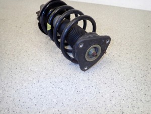 MAZDA 5 MAZDA5 CR 2.0I 05-MCPERSON AMORTYZATOR PRZÓD PRAWY 7/11 MINIATURA