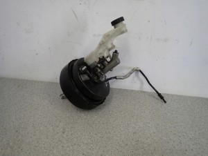 COROLLA VERSO D-CAT 04-09 SERWO HAMULCOWE POMPA HAMULCOWA