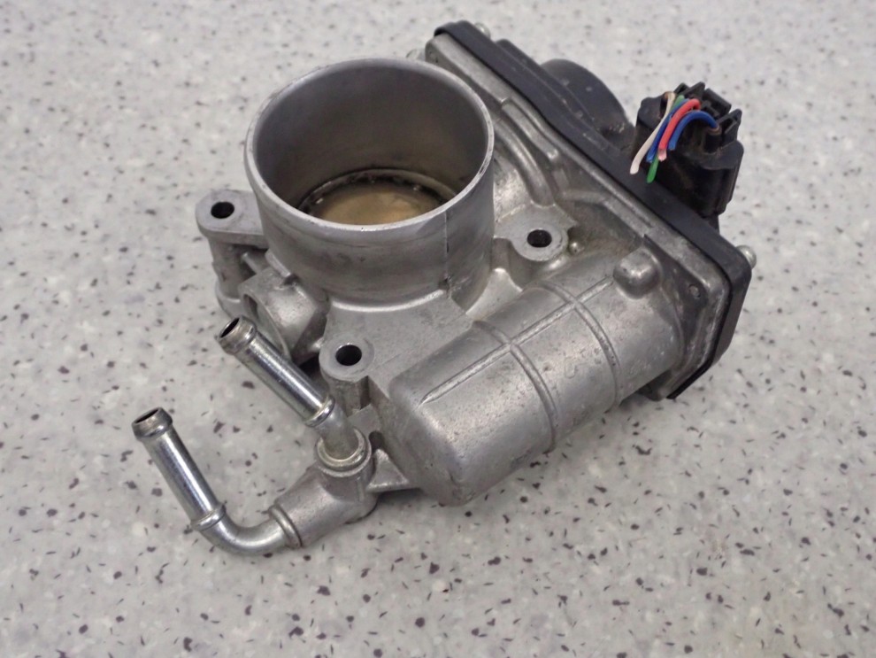 NISSAN MICRA K13 1,2i 10- PRZEPUSTNICA POWIETRZA RME50-16 5/10