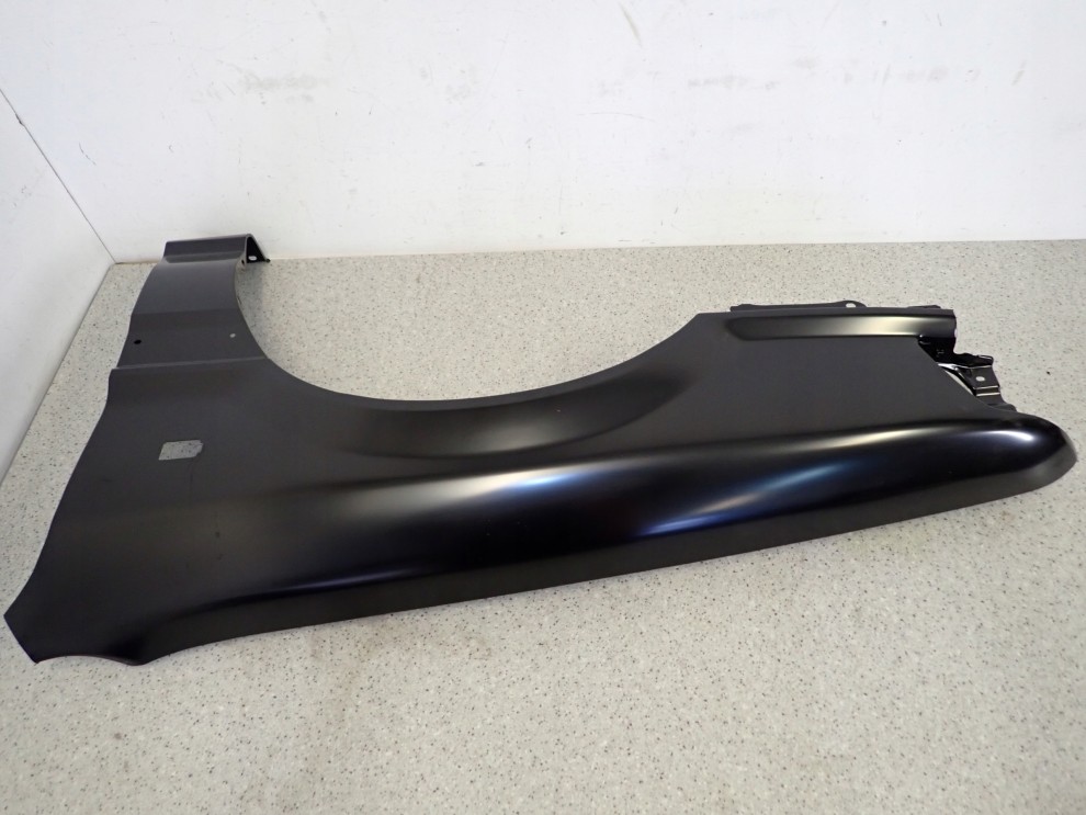 MITSUBISHI GALANT 88-92 BŁOTNIK PRZEDNI LEWY 7/13