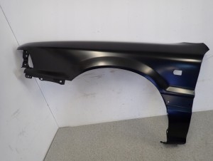 MITSUBISHI GALANT 88-92 BŁOTNIK PRZEDNI LEWY 2/13 MINIATURA