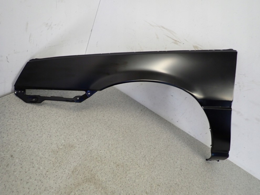 MITSUBISHI COLT LANCER 84-86 BŁOTNIK PRZEDNI LEWY 4/15