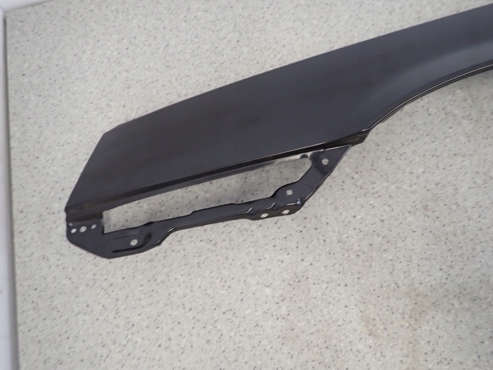 MITSUBISHI COLT LANCER 84-86 BŁOTNIK PRZEDNI LEWY 7/15