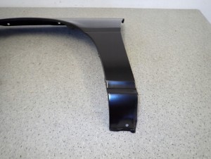 MITSUBISHI COLT LANCER 84-86 BŁOTNIK PRZEDNI LEWY 8/15 MINIATURA