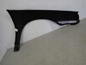 MITSUBISHI COLT LANCER 84-86 BŁOTNIK PRZEDNI LEWY 13/15 MINIATURA