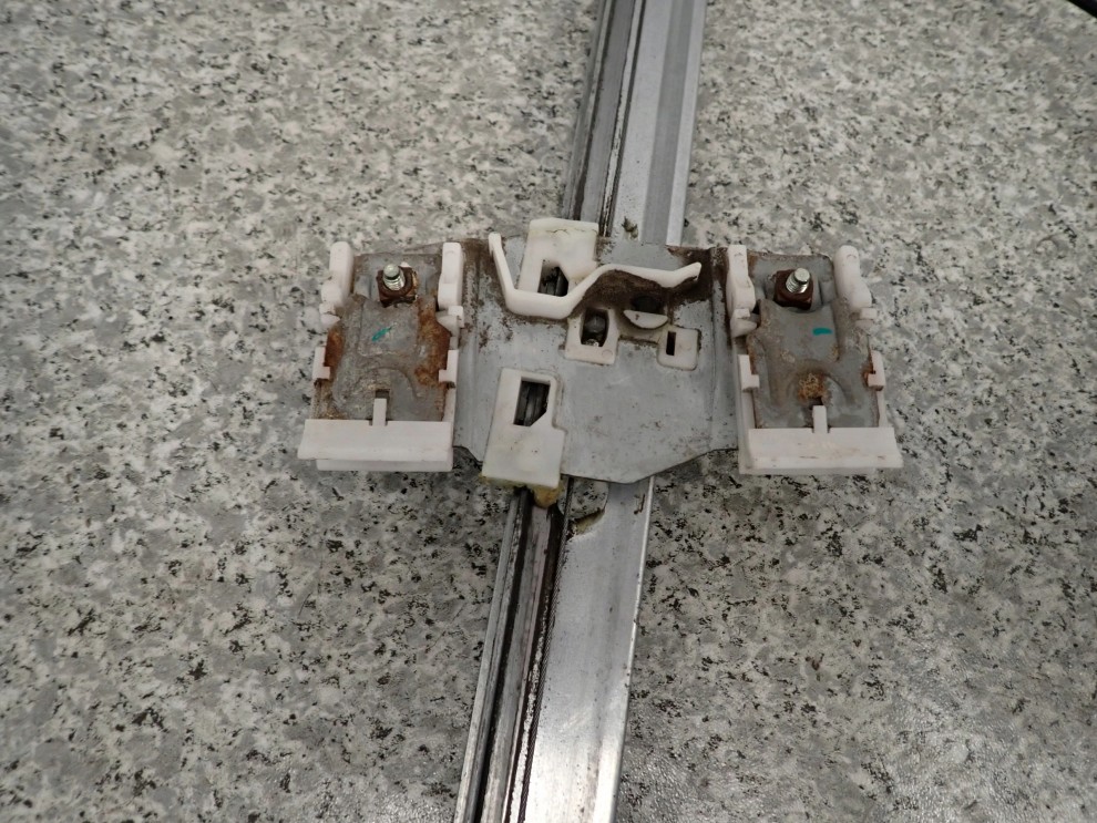 MAZDA2 MAZDA 2 II 03- DY PODNOŚNIK SZYBY PRZEDNI LEWY 2/6