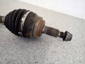 TOYOTA AVENSIS T25 2.2 D4D 03-08 PÓŁOŚ PRZEDNIA LEWA 3/7 MINIATURA