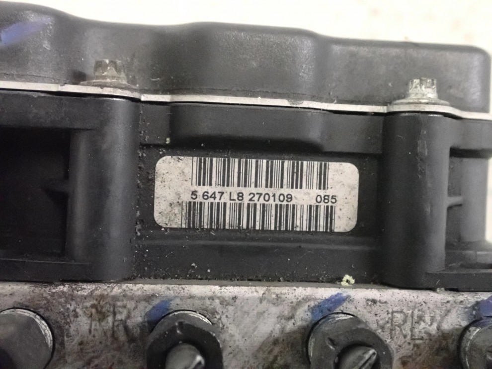 TOYOTA VERSO 2.0 D4D 09- POMPA ABS STEROWNIK 3/7