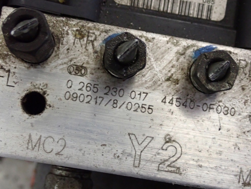 TOYOTA VERSO 2.0 D4D 09- POMPA ABS STEROWNIK 4/7