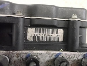 TOYOTA VERSO 2.0 D4D 09- POMPA ABS STEROWNIK 3/7 MINIATURA