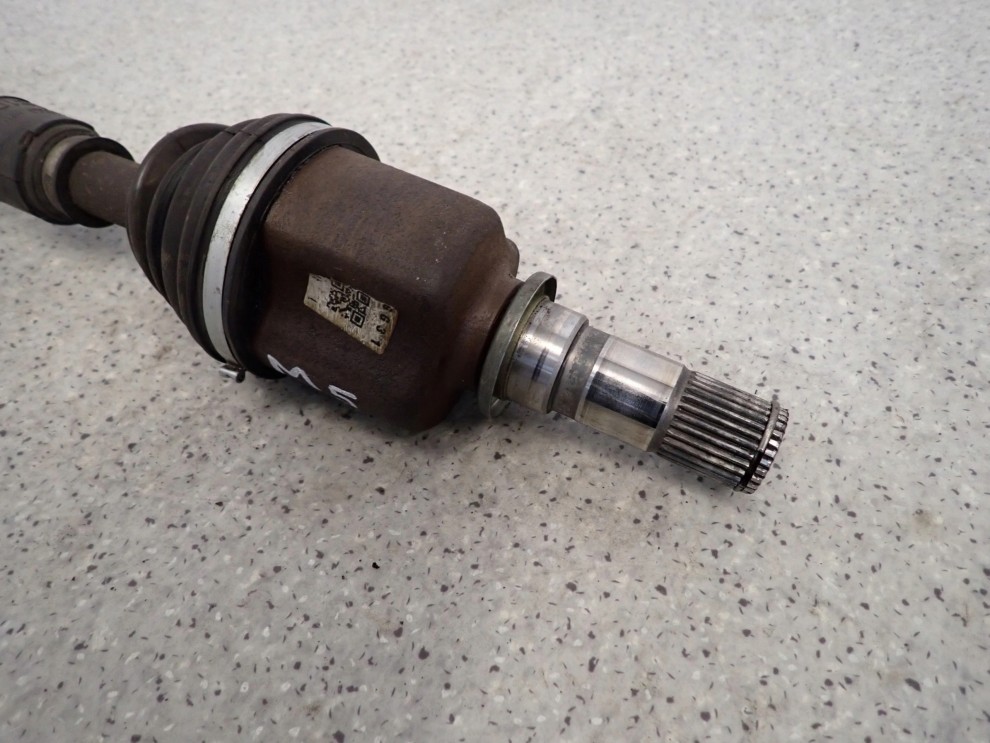 MAZDA 5 MAZDA5 CR 1.8i 05- PÓŁOŚ PRZEDNIA LEWA 3/4