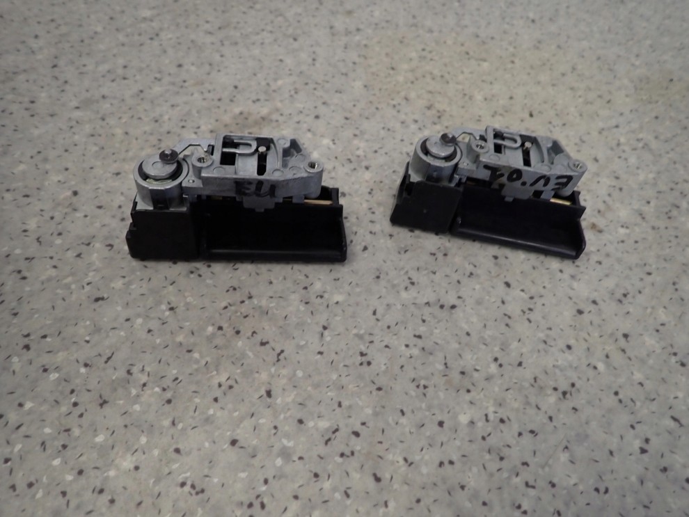 HONDA CIVIC EU EP VII 01-05 ZAMEK SCHOWKA PASAŻERA W DESCE 5/7