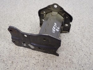 TOYOTA VERSO 09-13 WSPORNIK ZDERZAKA TYLNY LEWY