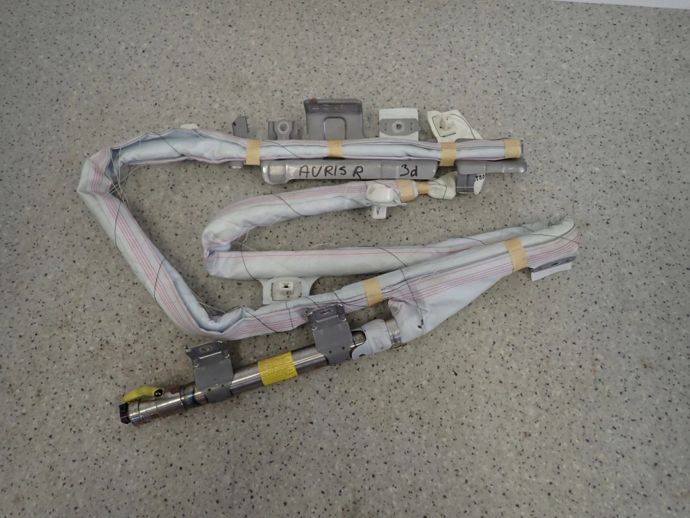 TOYOTA AURIS I 3D 07- PODUSZKI POWIETRZNE KURTYNA PRAWA 1/6