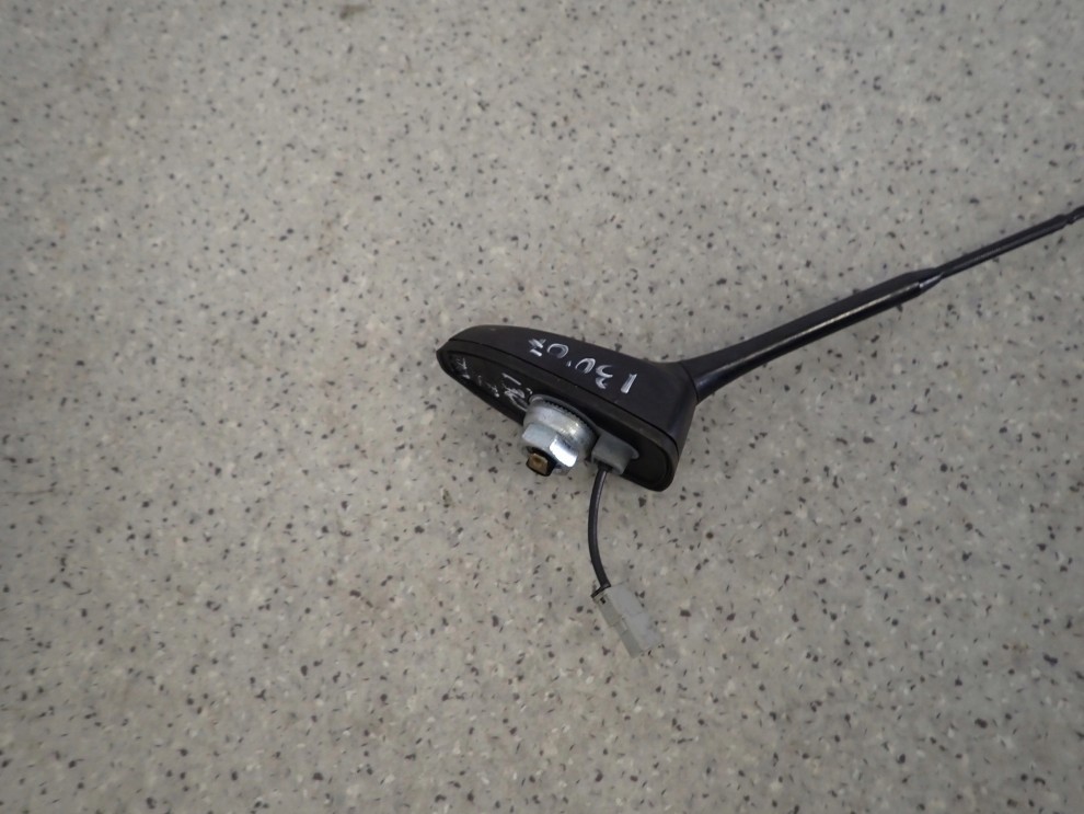 HYUNDAI i30 06-12 PODSTAWA ANTENY ANTENA 3/4