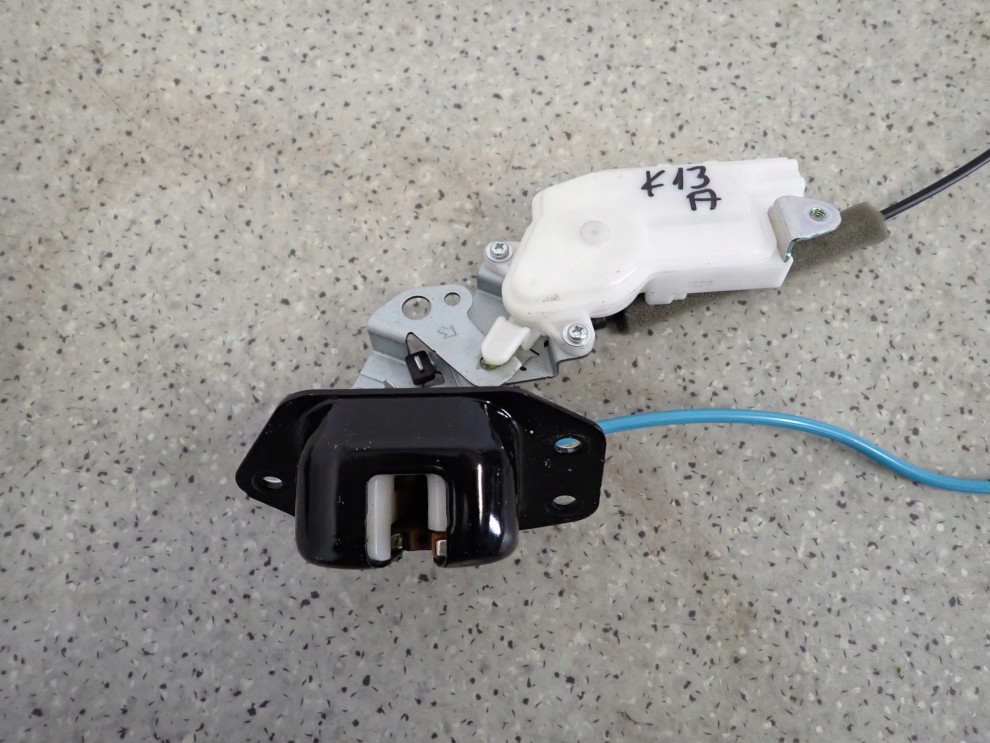 NISSAN MICRA K13 10- ZAMEK KLAPY BAGAŻNIKA 2/7