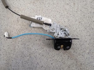 NISSAN MICRA K13 10- ZAMEK KLAPY BAGAŻNIKA 4/7 MINIATURA