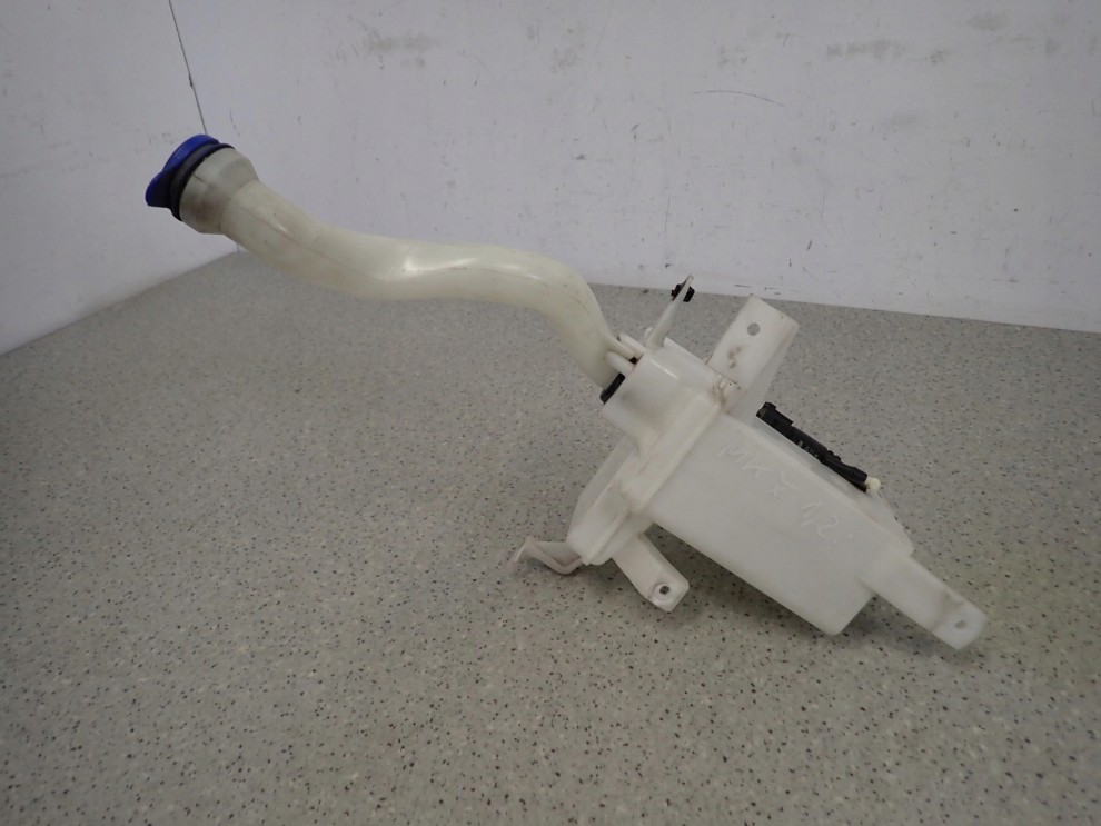 SUZUKI SWIFT MK7 10- ZBIORNICZEK PŁYNU DO SPRYSKIWACZY 5/8