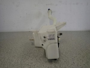 SUZUKI SWIFT MK7 10- ZBIORNICZEK PŁYNU DO SPRYSKIWACZY 6/8 MINIATURA