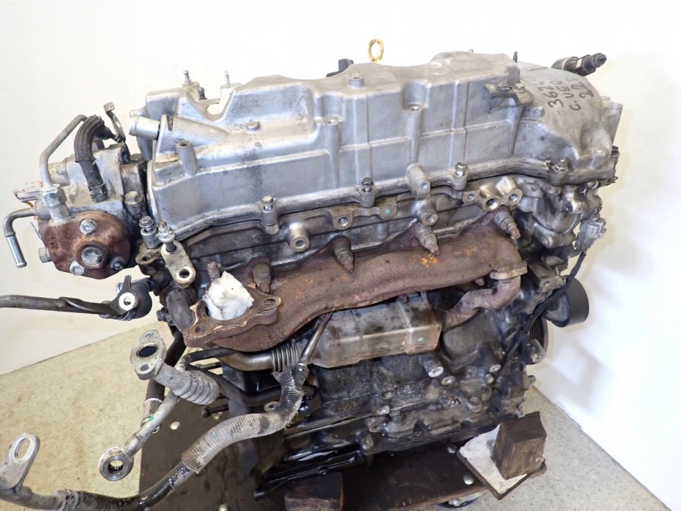 TOYOTA COROLLA VERSO 2.2 D4D 04-09 SILNIK MOTOR 10/15