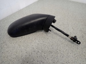 MITSUBISHI CARISMA 96-04 LUSTERKO PRAWE MANUALNE 3/6 MINIATURA