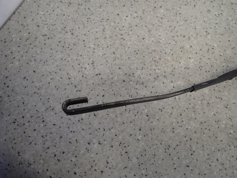 KIA CARENS II 02-06 RAMIE WYCIERACZKI PRZEDNIE PRAWE 2/4