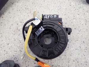 TOYOTA AYGO 05-12 PODUSZKI POWIETRZNE ZESTAW SRSÓW AIRBAGI 6/10 MINIATURA