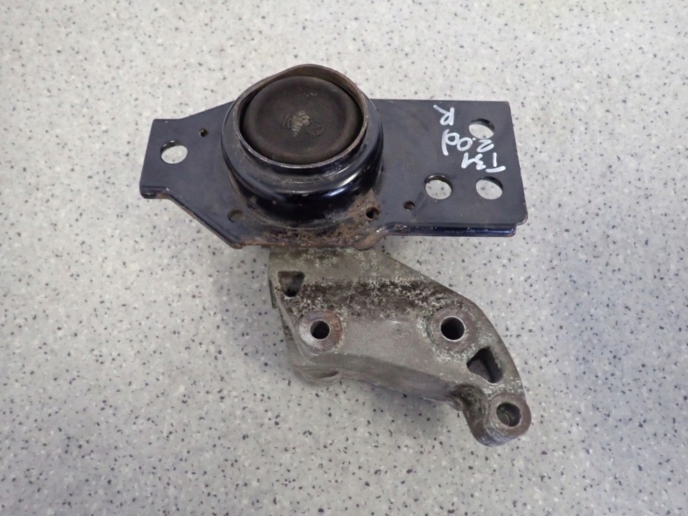 NISSAN XTRAIL T31 2.0 DCI 07-14 PODUSZKA SILNIKA PRZEDNIA PRAWA 3/5