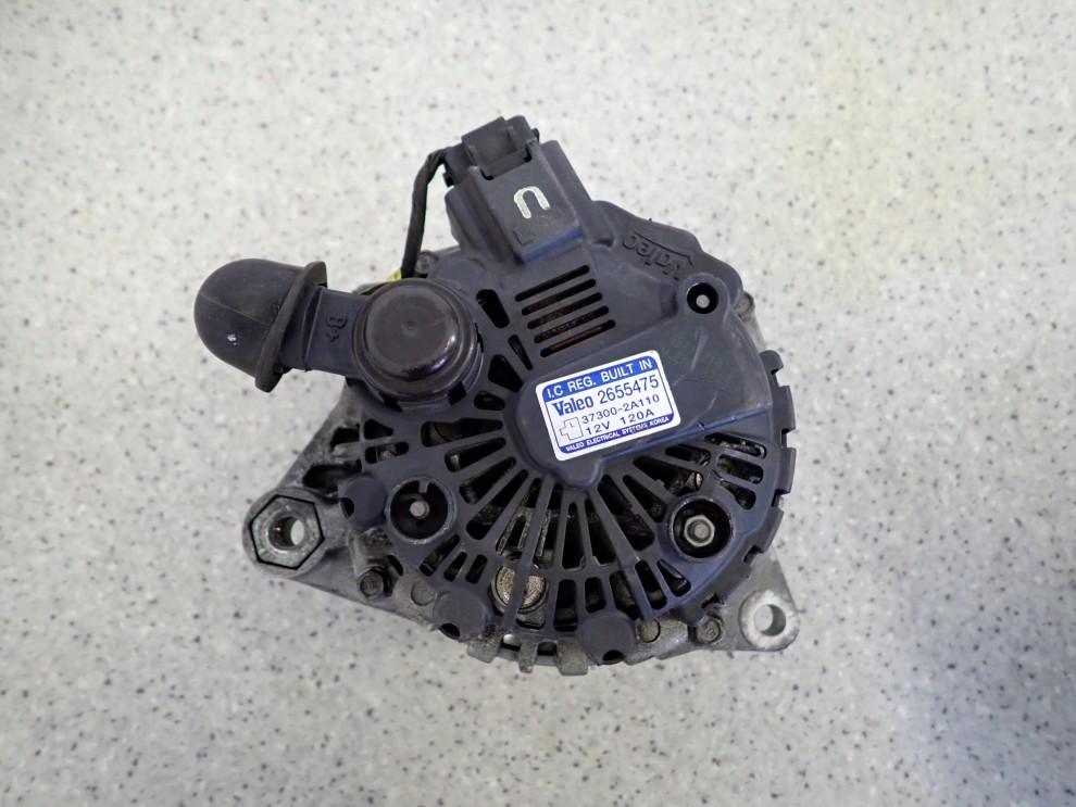 KIA CEED 1.6 CRDi 07-09 ALTERNATOR 2/5